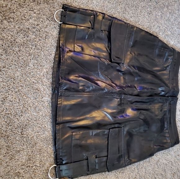 FOREVER 21 Vegan Leather Mini Skirt - Picture 3 of 7